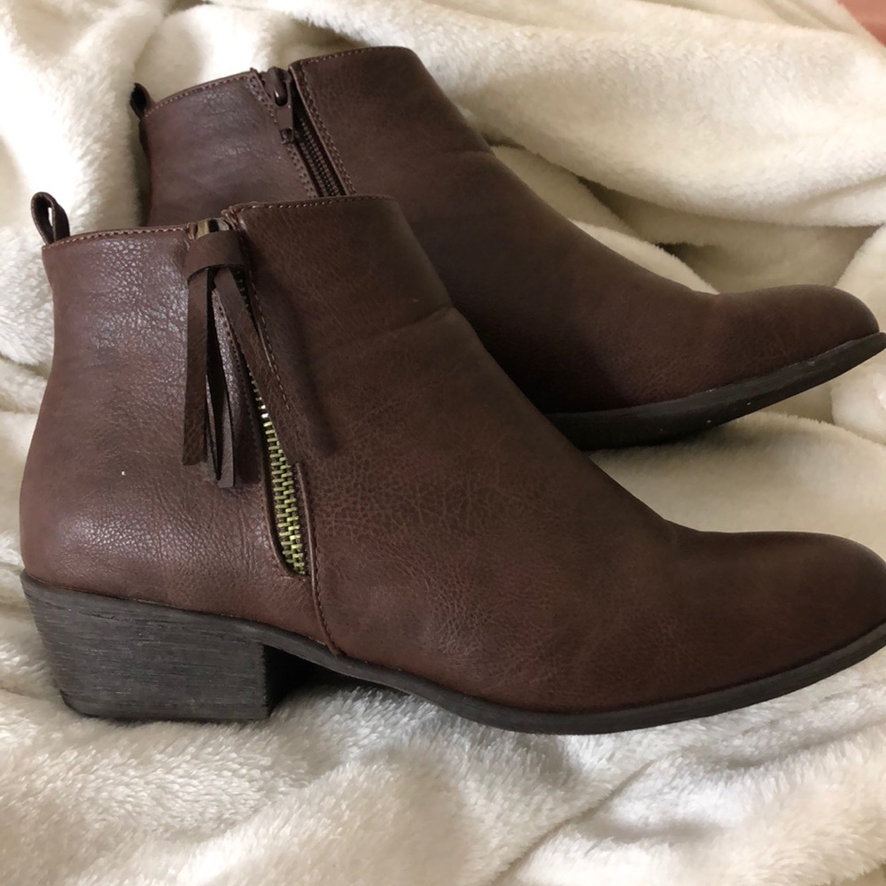 JUSTFAB BOOTIES WORN 2X